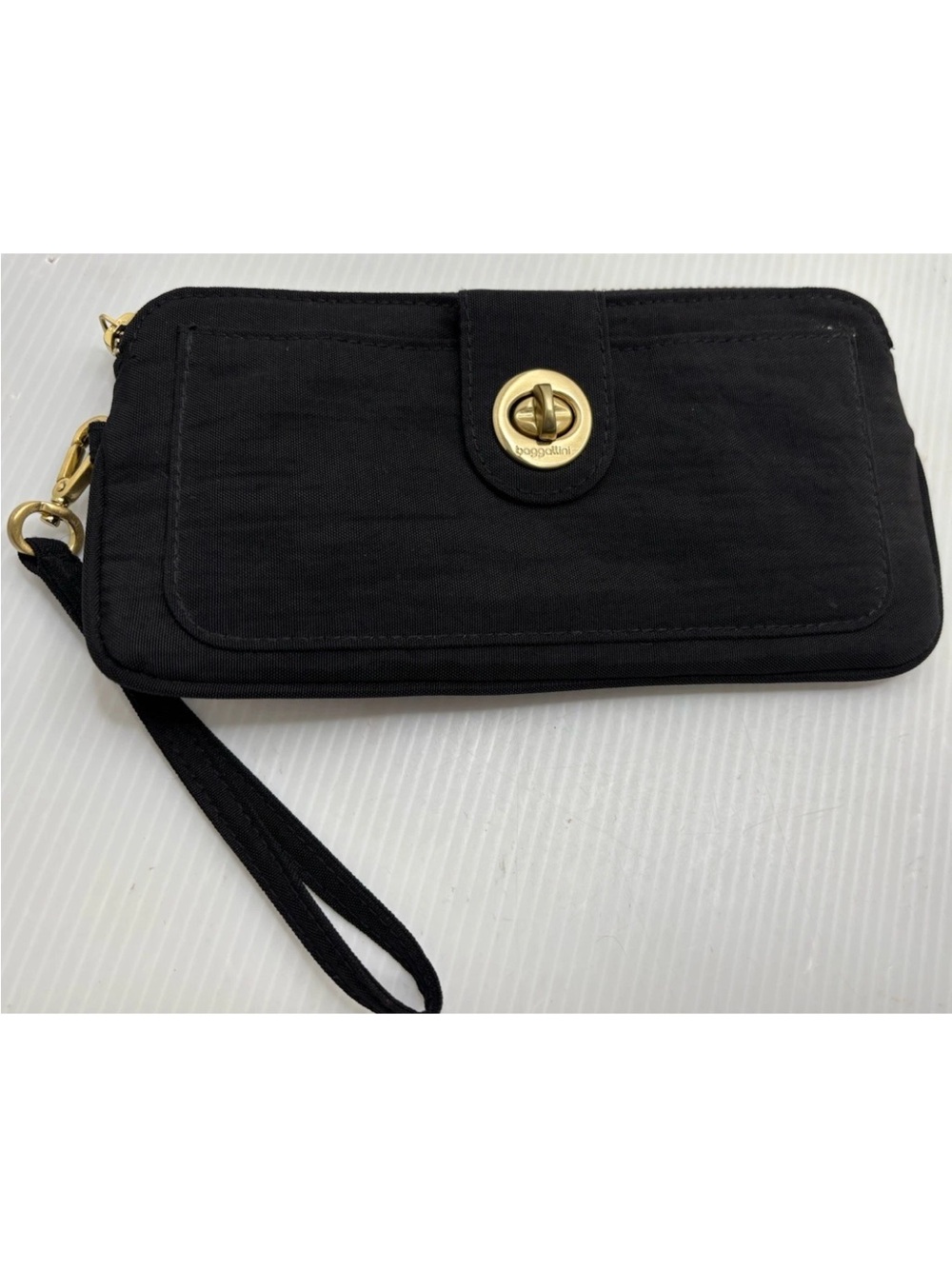 Baggallini Black RFID Wristlet Crossbody Wallet Nylon Travel Clutch Zip Around